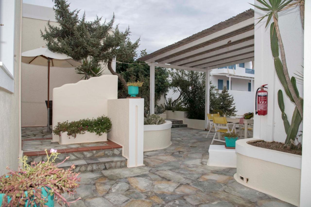 Papafragas Studios Pachaina Extérieur photo